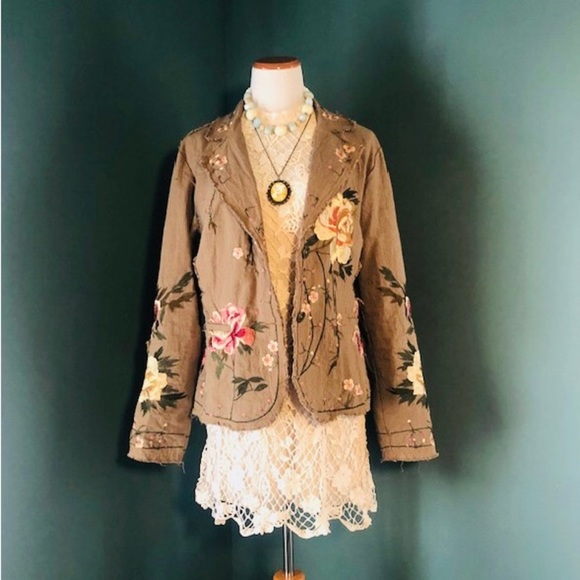 Paparazzi embroidered jacket - Picture 2 of 6